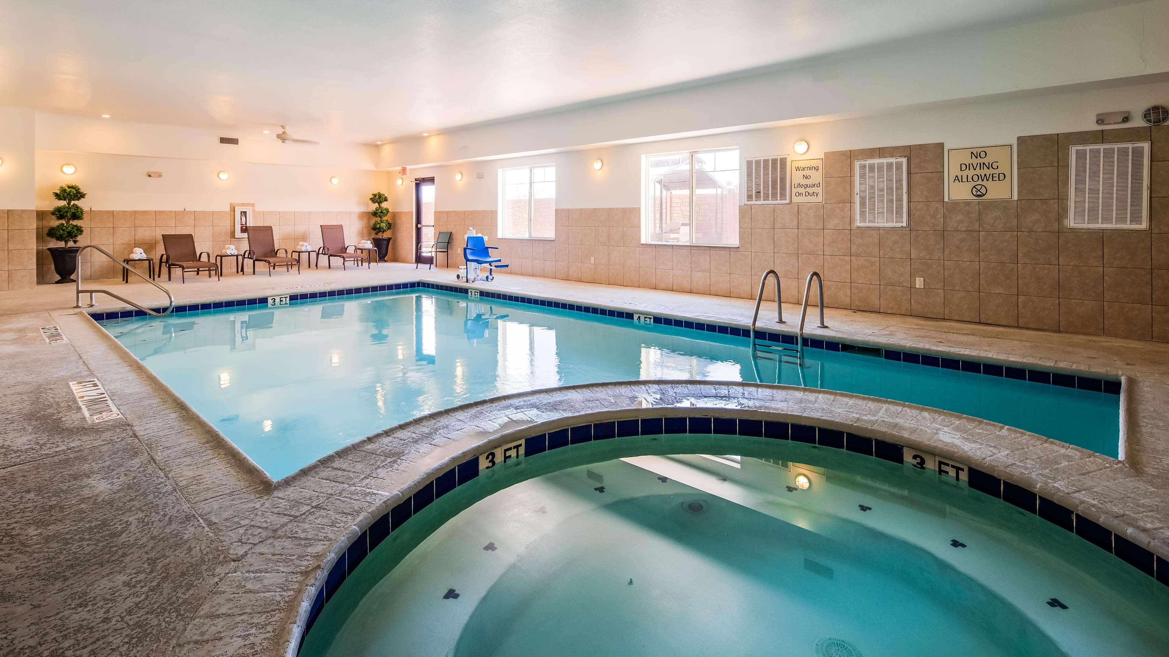 Best Western Plus Seminole Hotel & Suites Buitenkant foto