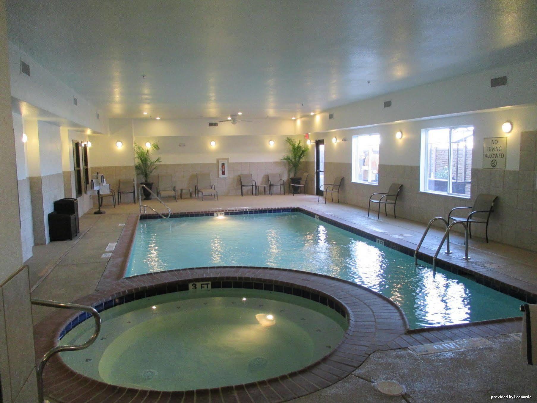 Best Western Plus Seminole Hotel & Suites Buitenkant foto